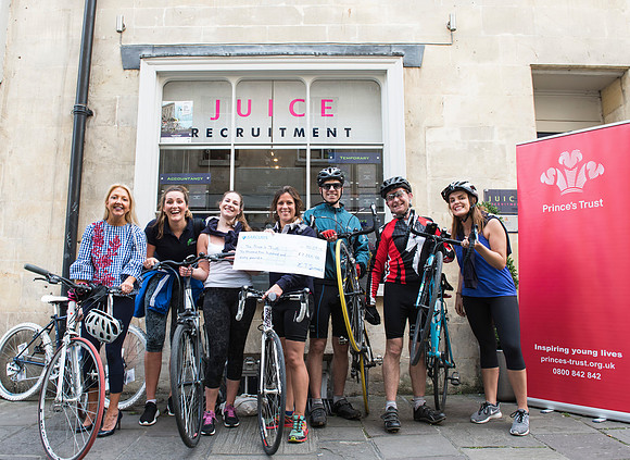 Emma Summers. Lily Kilgour. Abbie Wheatley. Alison Watson. Tom Cannon. Andrew Summers. Pippa White.Beata Cosgrove Photography.30.09.2016._163009_5858