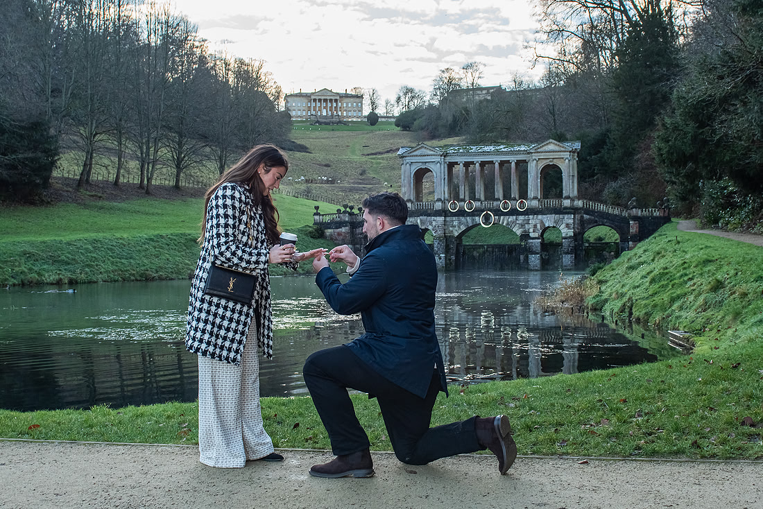 “Natural engagement photoshoot in Bath by Palladian Bridge”