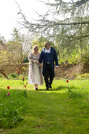Bridgerton photo shoot. Bath. Beata Cosgrove Photography