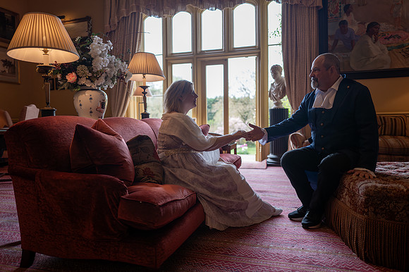 Bridgerton photo shoot. Bath. Beata Cosgrove Photography