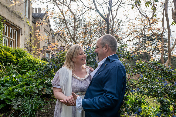 Bridgerton photo shoot. Bath. Beata Cosgrove Photography