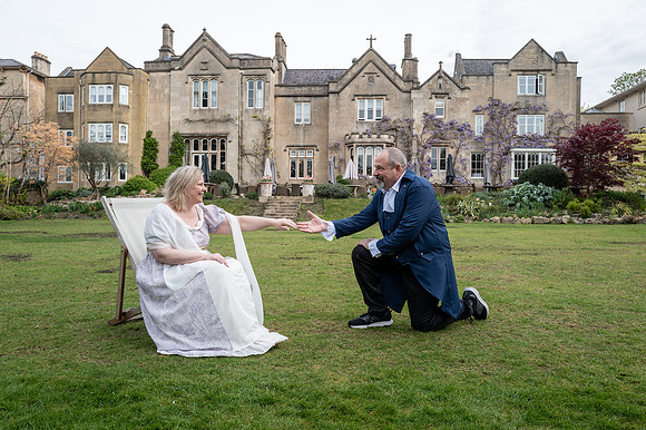 Bridgerton photo shoot. Bath. Beata Cosgrove Photography