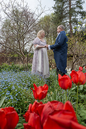 Bridgerton photo shoot. Bath. Beata Cosgrove Photography