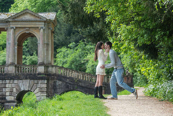 Palladian Bridge surprise proposal. Bath. Beata Cosgrove Photography