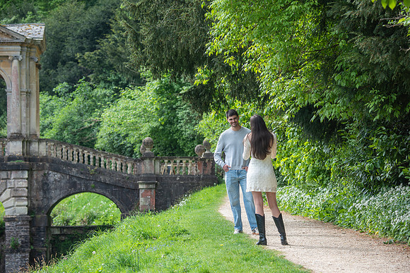 Palladian Bridge surprise proposal. Bath. Beata Cosgrove Photography