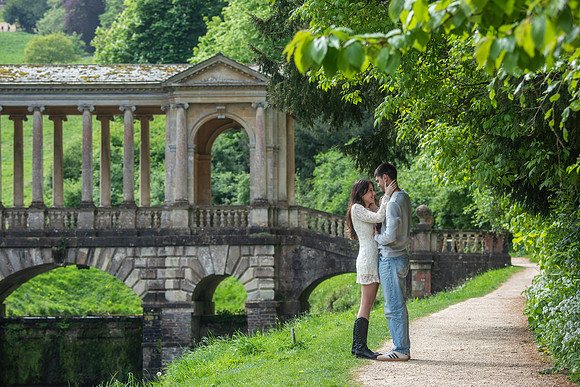 Palladian Bridge surprise proposal. Bath. Beata Cosgrove Photography