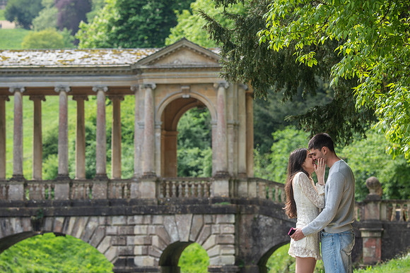 Palladian Bridge surprise proposal. Bath. Beata Cosgrove Photography