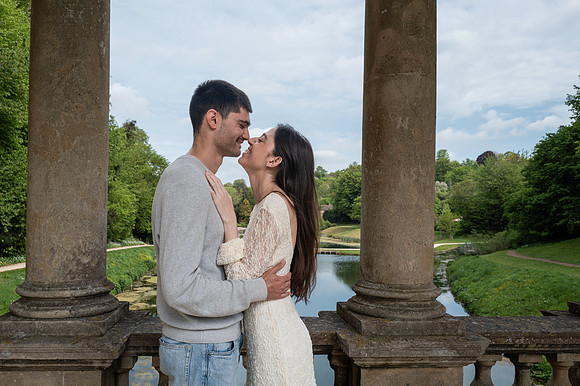 Palladian Bridge surprise proposal. Bath. Beata Cosgrove Photography