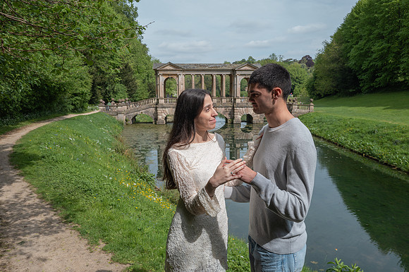 Palladian Bridge surprise proposal. Bath. Beata Cosgrove Photography