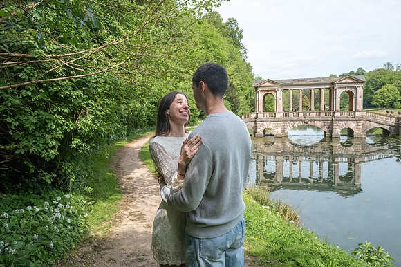 Palladian Bridge surprise proposal. Bath. Beata Cosgrove Photography