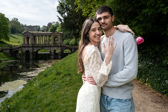 Palladian Bridge surprise proposal. Bath. Beata Cosgrove Photography