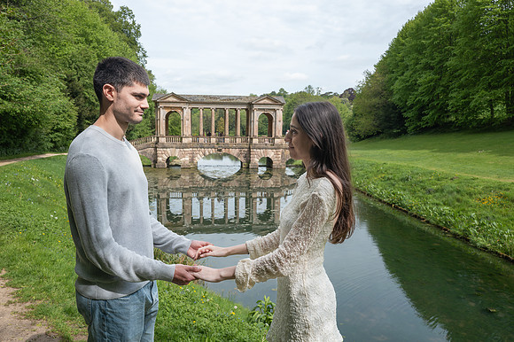 Palladian Bridge surprise proposal. Bath. Beata Cosgrove Photography