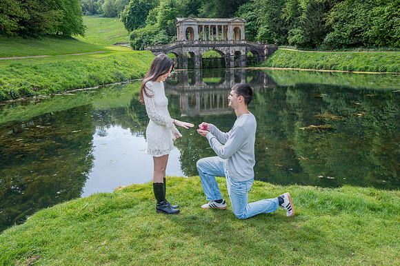 Palladian Bridge surprise proposal. Bath. Beata Cosgrove Photography