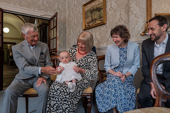 Bath wedding. The Guildhall wedding. Parade Gardens. Beata Cosgrove Photography
