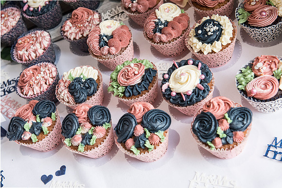 Wedding cake. Beata Cosgrove Photography