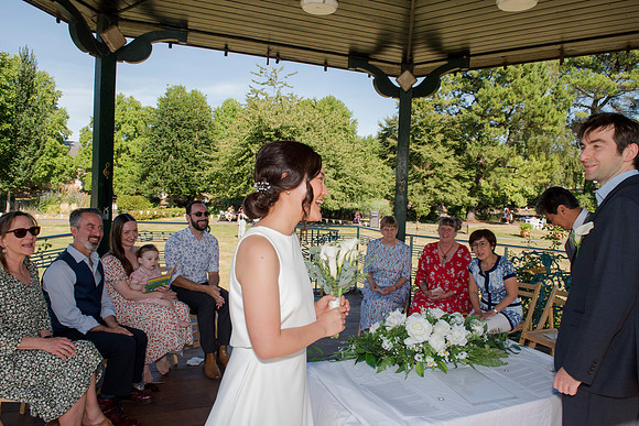 Bride arrival. Beata Cosgrove Photography. Bath wedding photos