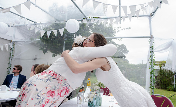 Hugs. Wedding day. Beata Cosgrove Photography.