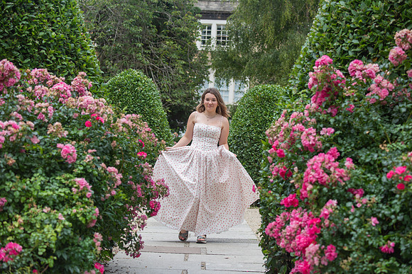 51. Senior pictures. Bath. Beata Cosgrove Photography