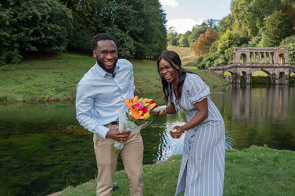 Surprise Engagement at the Palladian Bridge. Bath. Bath based photographer. Beata Cosgrove Photography