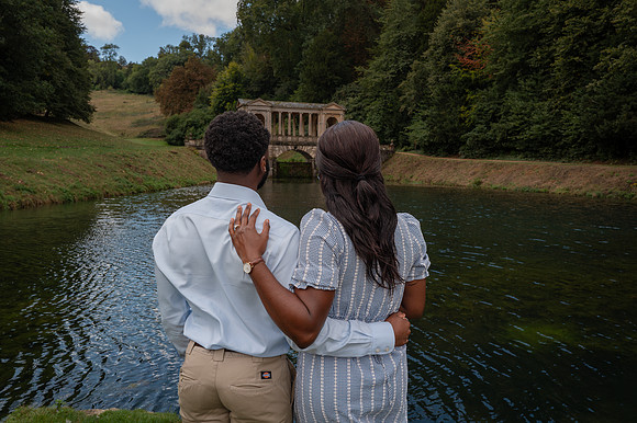 Surprise Engagement at the Palladian Bridge. Bath. Bath based photographer. Beata Cosgrove Photography