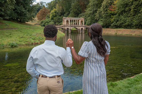Surprise Engagement at the Palladian Bridge. Bath. Bath based photographer. Beata Cosgrove Photography