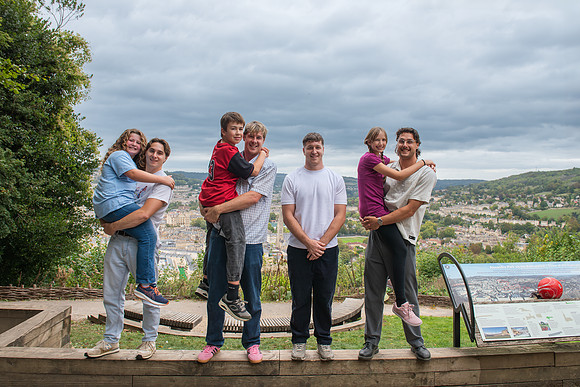 Family photo shoot. Alexandra Park view point. Bath Beata Cosgrove Photography