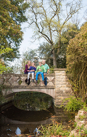 Birthday celebration. Spring. Botanical Gardens. Bath..DSC_6824