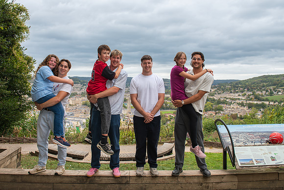 Family photo shoot. Alexandra Park view point. Bath Beata Cosgrove Photography