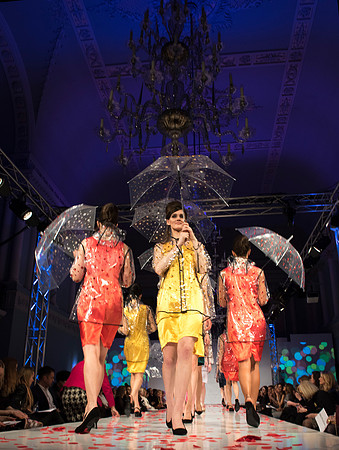 4.Bath in Fashion Finale Catwalk. 2016. Beata Cosgrove Photography