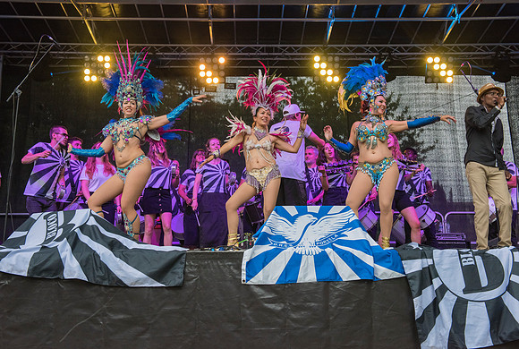 12. Bath Carnival. Beata Cosgrove Photography