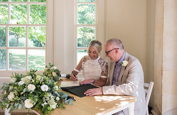 41. R & R wedding. Temple of Minerva. The Royal Crescent. Bath. Beata Cosgrove Photography