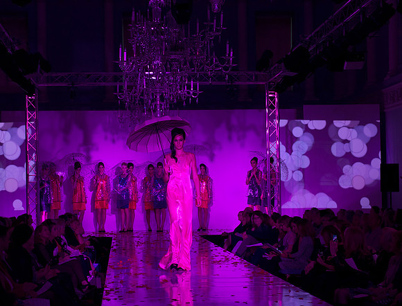 Bath,UK. Finale. Bath in Fashion week.22.4.2016.DESIGNER FASHION CATWALK SHOW