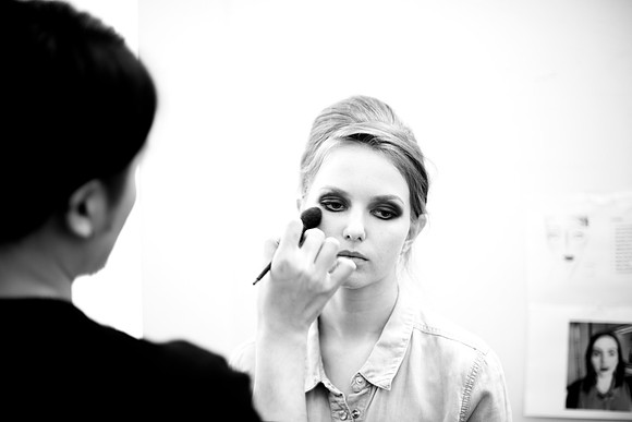 8.Before the Catwalk. Models preparation. 22.4.2016. Beata Cosgrove Photography