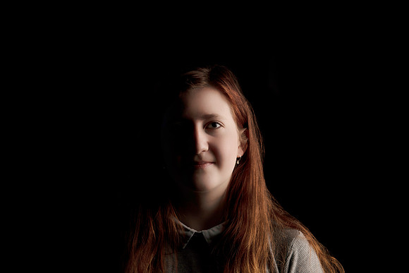 Portrait. Studio. Bath.