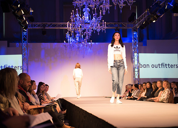 2.Catwalk 20.4.16. Beata Cosgrove Photography