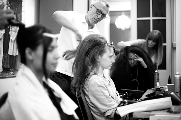 17.Before the Catwalk. Models preparation. 22.4.2016. Beata Cosgrove Photography