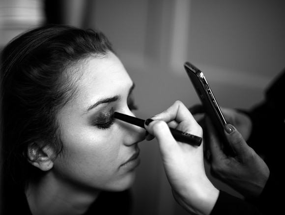 14.Before the Catwalk. Models preparation. 22.4.2016. Beata Cosgrove Photography