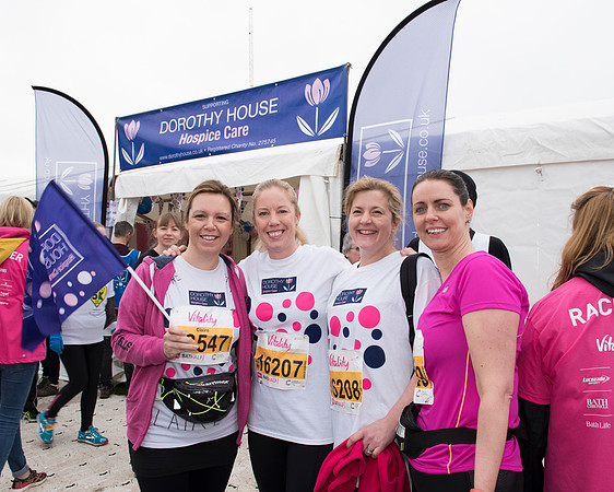 8.Bath Half Marathon.small. Dorothy House.12.3.2017. Beata Cosgrove Photography