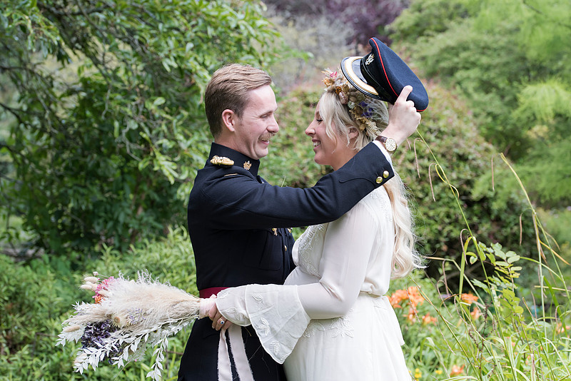 Wedding photos. Temple of Minerva. Botanical Gardens. Beata Cosgrove Photography