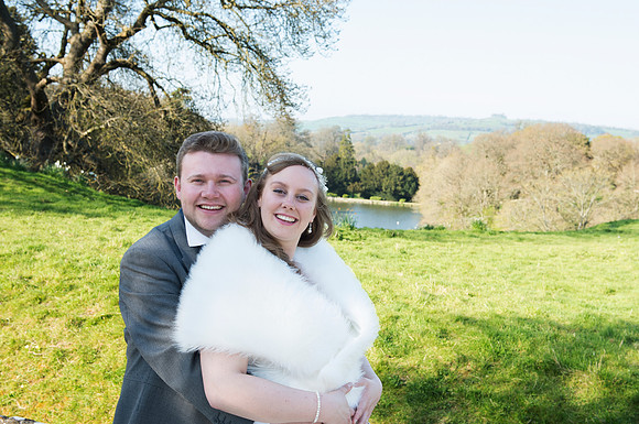 Wedding-Photographer-Bath-Weston-bride-groom-car-Beata-Cosgrove- Photography-Bath