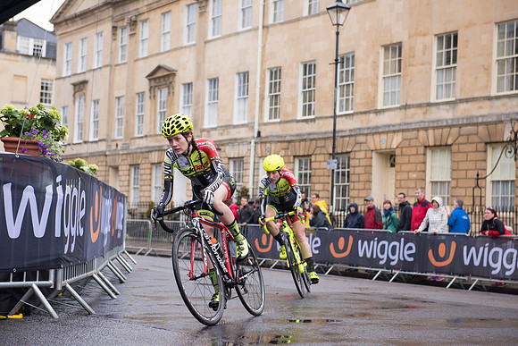 Women's bike race. Beata Cosgrove Photography