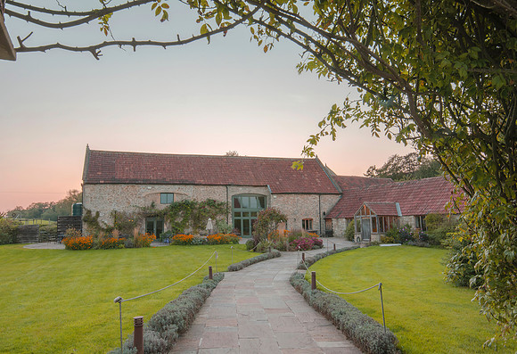 Priston Mill. Wedding venue. Bath. Beata Cosgrove Photography