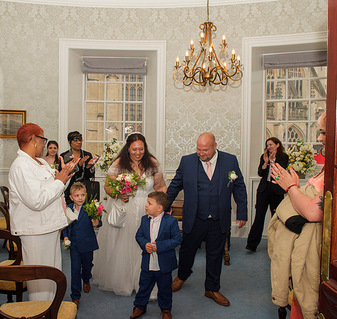 38.F&M wedding day. The Guildhall. Bath wedding photography. Beata Cosgrove Photography