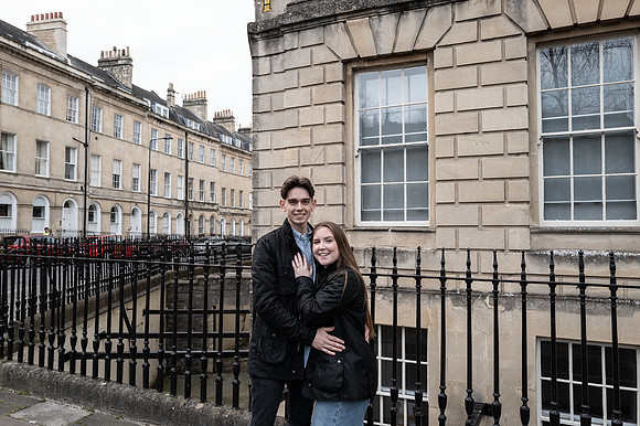 32. Surprise proposal. Bath