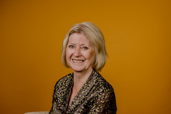2.Portrait. Bath studio photography. Beata Cosgrove Photography