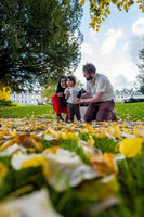 Outdoor Family photos. Bath. Parade Gardens. Beata Cosgrove Photography
