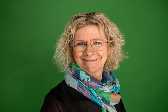 8.Studio portrait. Beata Cosgrove Photography