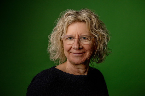 11.Studio portrait. Beata Cosgrove Photography