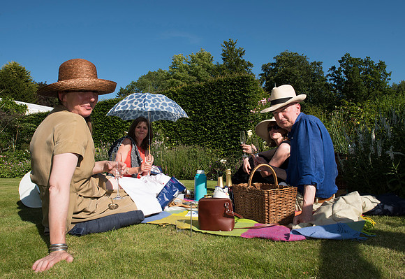 Anna Botterell. Nick Hayward. Melissa McCagie. Andrew Hooker. Beata Cosgrove Photography