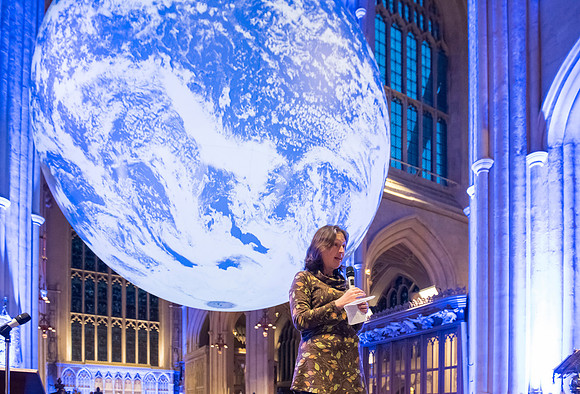 Gaia_at_Bath_Abbey_3Oct2023_Beata_Cosgrove_Photography_6849